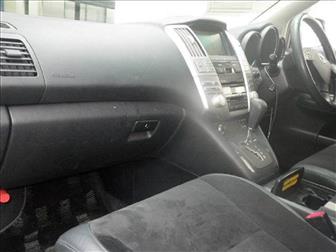       Toyota Harrier  - 33382641  