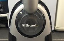  Electrolux 1800W 04