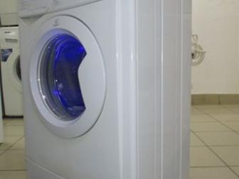   INDESIT   1 !  !   % 5 ; 85*60*42     M16573  