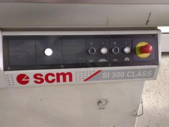    -  SCM SI 300 Class 33826103  
