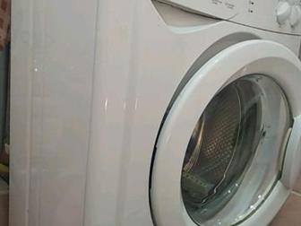  ,  Indesit        