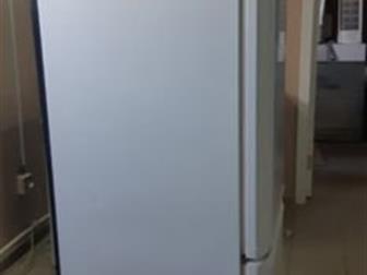   Hotpoint ARISTON    ,,  