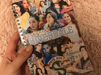  Riverdale,     ??22    ;):   