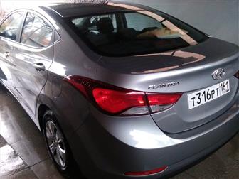 Hyundai Elantra   -- 