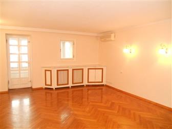  2 -     --,        9/10    1995  !    --