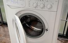   Indesit wisl 105