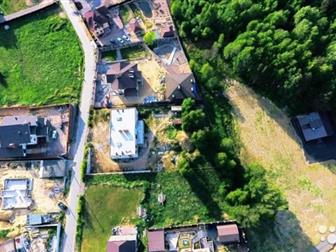 Недостроенный капитальный дом для круглогодичного проживания, Есть проект дома и всех построек,  Газ центральный рядом с домом, есть возможность подключения,  Электричество в Санкт-Петербурге