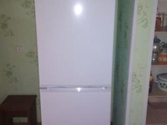  Indesit   ,  