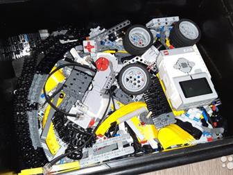      LEGO mindstorms,    5 , : /  -