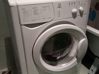      Indesit     -