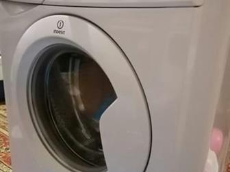    Indesit   33,    4,   1000 ,    , ,   