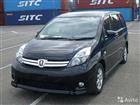 Toyota Isis 1.8AT, 2015, 