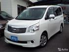 Toyota Noah 2.0CVT, 2011, 