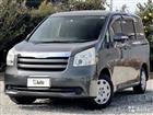 Toyota Noah 2.0AT, 2007, 124000